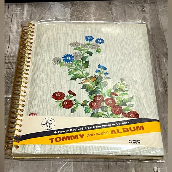 NIB vintage Tommy photo album from Japan, embroidered flowers - Picture 1 of 9